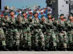 G-tampil-gagah-begini-penampilan-defile-pasukan-pada-peringatan-hut-ke79-tni-mzb